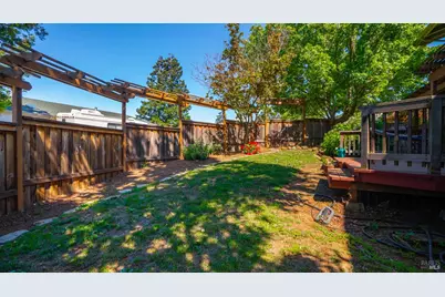 2048 E 3rd Street, Benicia, CA 94510 - Photo 40