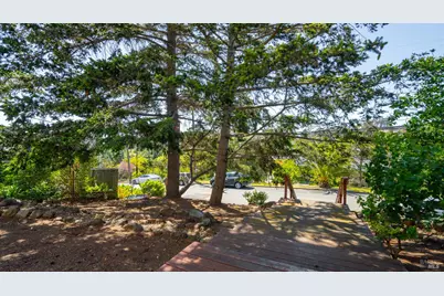 2048 E 3rd Street, Benicia, CA 94510 - Photo 4
