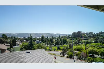 2048 E 3rd Street, Benicia, CA 94510 - Photo 24