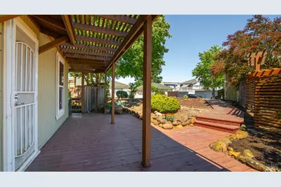 2048 E 3rd Street, Benicia, CA 94510 - Photo 36