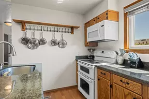 2048 E 3rd St, Benicia, CA 94510 - Photo 14