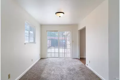 327 Pecan Street, Vallejo, CA 94589 - Photo 8
