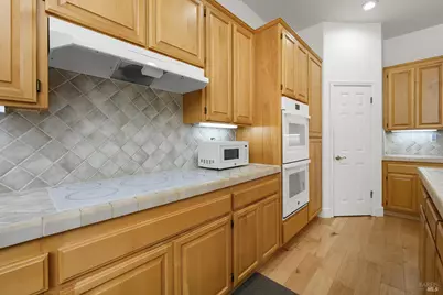 5762 Owls Nest Drive, Santa Rosa, CA 95409 - Photo 14