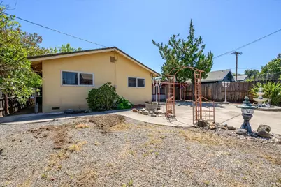 262 Markham Avenue, Vacaville, CA 95688 - Photo 32