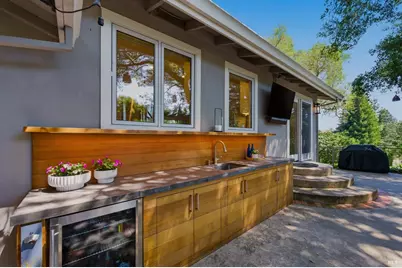 1145 Larkin Way, Napa, CA 94558 - Photo 8