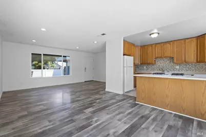 752 Lindsay Avenue, Rohnert Park, CA 94928 - Photo 6