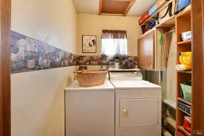 148 Millbrae Avenue, Santa Rosa, CA 95407 - Photo 24