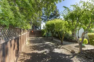 2236 W Hearn Ave, Santa Rosa, CA 95407 - Photo 2