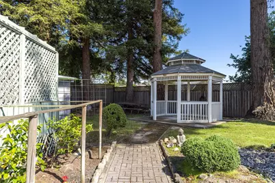 2236 W Hearn Avenue, Santa Rosa, CA 95407 - Photo 46
