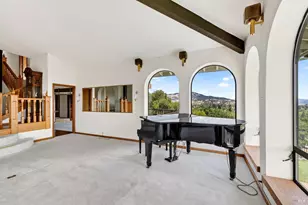 14 Tenaya Ln, Novato, CA 94947 - Photo 6