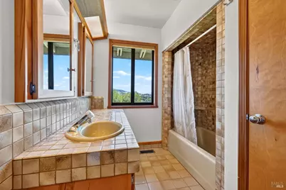 14 Tenaya Lane, Novato, CA 94947 - Photo 22