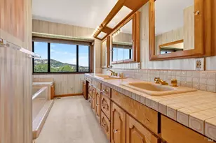14 Tenaya Ln, Novato, CA 94947 - Photo 16