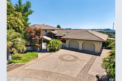 14 Tenaya Lane, Novato, CA 94947 - Photo 2
