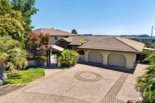14 Tenaya Ln, Novato, CA 94947 - Photo 2