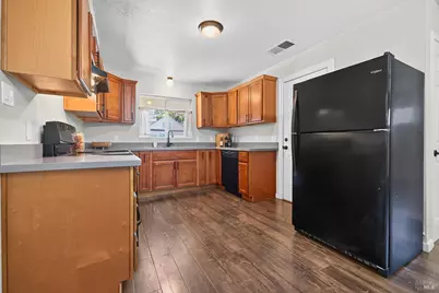 1481 North Street, Santa Rosa, CA 95404 - Photo 6