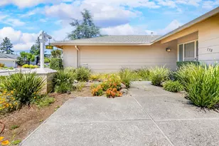 138 Oak Shadow Dr, Santa Rosa, CA 95409 - Photo 4