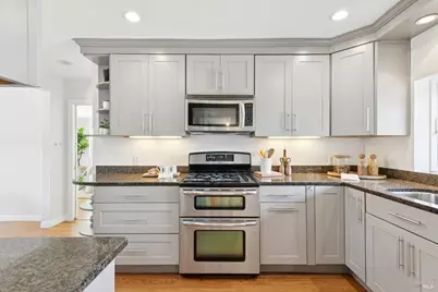 404 Vendola Drive, San Rafael, CA 94903 - Photo 8