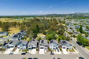 2215 Versaro Dr, Santa Rosa, CA 95403 - Photo 44