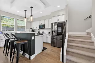 2215 Versaro Dr, Santa Rosa, CA 95403 - Photo 18