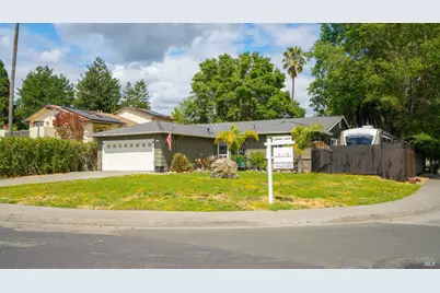 4682 Flax Court, Rohnert Park, CA 94928 - Photo 4