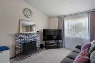 1041 Prairie Dr, Suisun City, CA 94585 - Photo 10