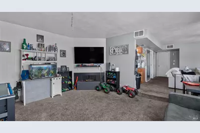 148 Woodbury Circle, Vacaville, CA 95687 - Photo 4