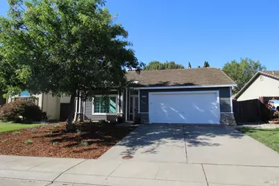 1925 Dorris Court, Dixon, CA 95620 - Photo 2