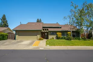 1170 Woodman Way, Dixon, CA 95620 - Photo 2
