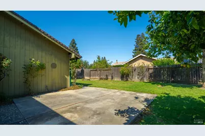 1170 Woodman Way, Dixon, CA 95620 - Photo 38