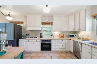 1019 St Helena Avenue, Santa Rosa, CA 95404 - Photo 8