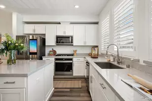 13 Idro Way, Novato, CA 94945 - Photo 12
