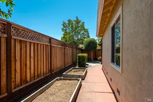 1040 Elsbree Ln, Windsor, CA 95492 - Photo 36