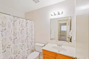 1068 Mission Cir, Fairfield, CA 94534 - Photo 18