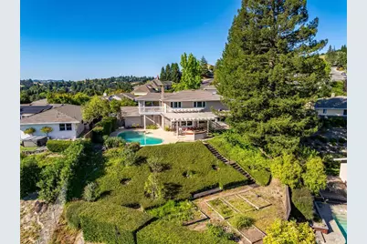 295 Sandringham Drive, Moraga, CA 94556 - Photo 74