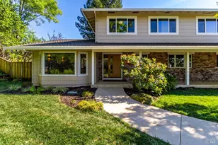 295 Sandringham Dr, Moraga, CA 94556 - Photo 2
