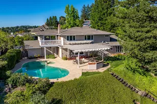 295 Sandringham Dr, Moraga, CA 94556 - Photo 2