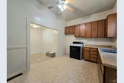 487 E Valley Street, Willits, CA 95490 - Photo 12