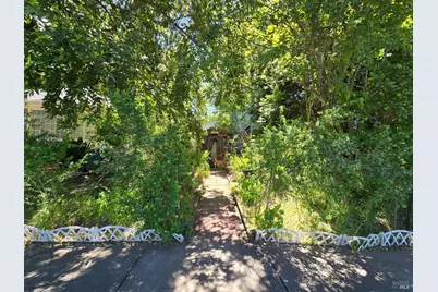487 E Valley Street, Willits, CA 95490 - Photo 22