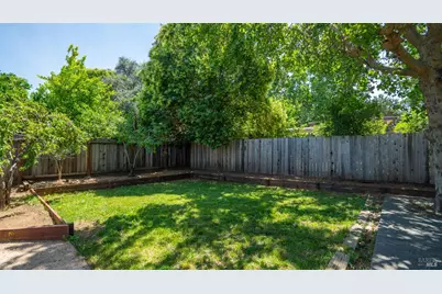 78 Allen Avenue, Cloverdale, CA 95425 - Photo 32