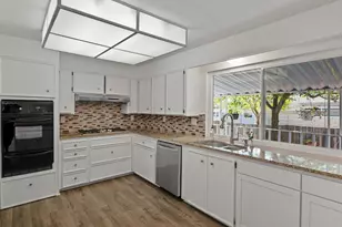 106 Panorama Dr, Novato, CA 94949 - Photo 2