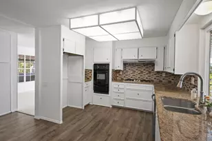 106 Panorama Dr, Novato, CA 94949 - Photo 14