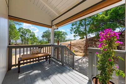 1001 Eastridge Drive, Napa, CA 94558 - Photo 6