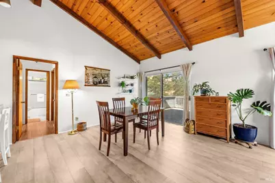 1001 Eastridge Drive, Napa, CA 94558 - Photo 12