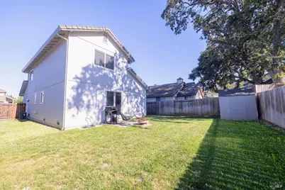 1124 Araquipa Court, Vacaville, CA 95687 - Photo 30