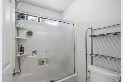 1731 Walnut Creek Drive, Santa Rosa, CA 95403 - Photo 18