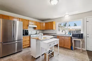 7293 Circle Dr, Rohnert Park, CA 94928 - Photo 10