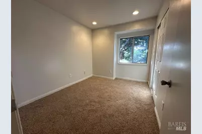 1733 Las Pravadas Court, Santa Rosa, CA 95409 - Photo 14