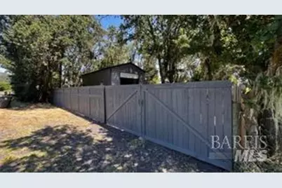 13885 Mountain House Road, Hopland, CA 95449 - Photo 34