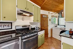 13885 Mountain House Rd, Hopland, CA 95449 - Photo 20