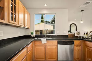 817 Blue Bill Way, Suisun City, CA 94585 - Photo 4